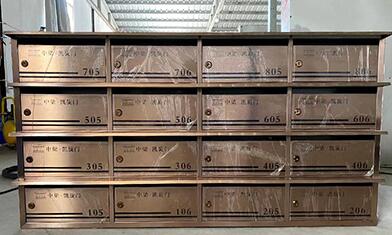 玫瑰金、鈦金信報箱